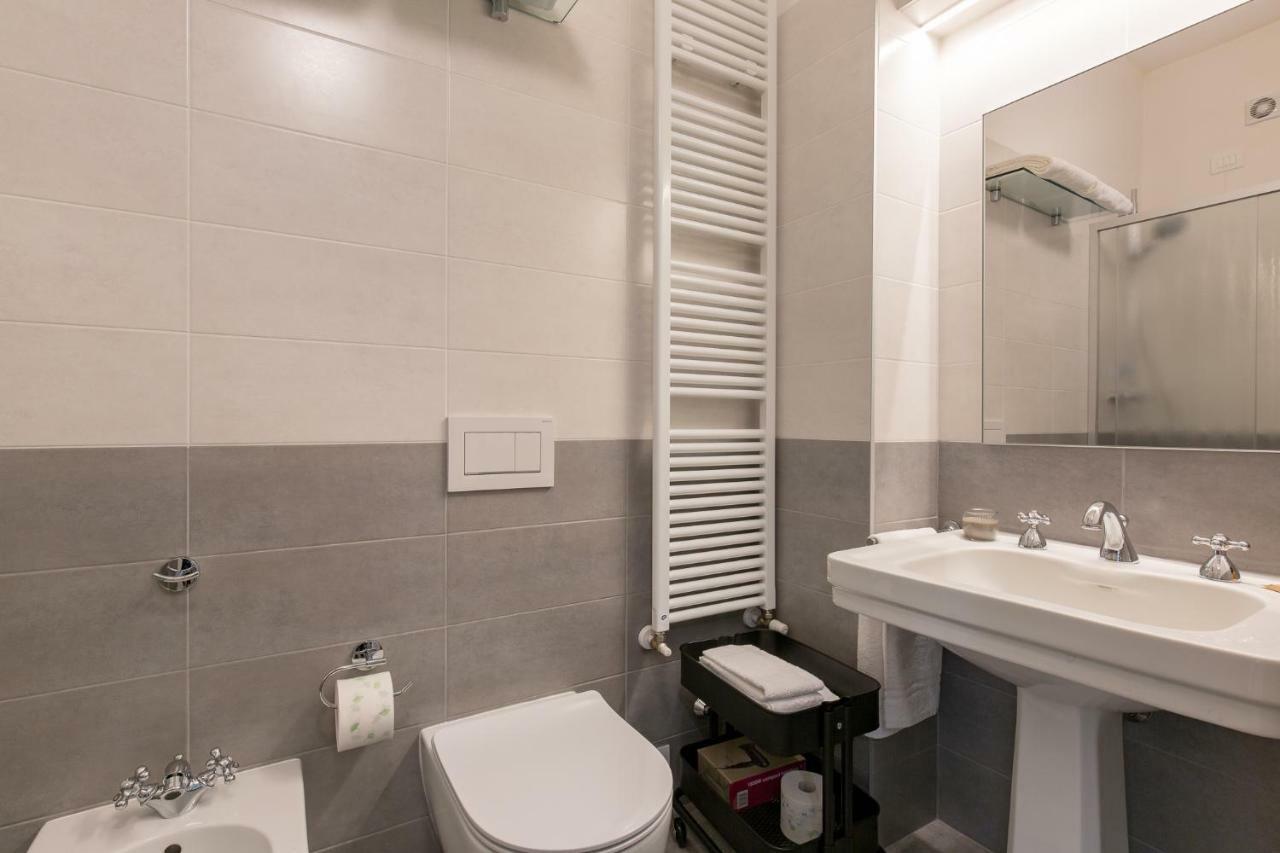 Domus Fluminis Bed and Breakfast Βερόνα Εξωτερικό φωτογραφία